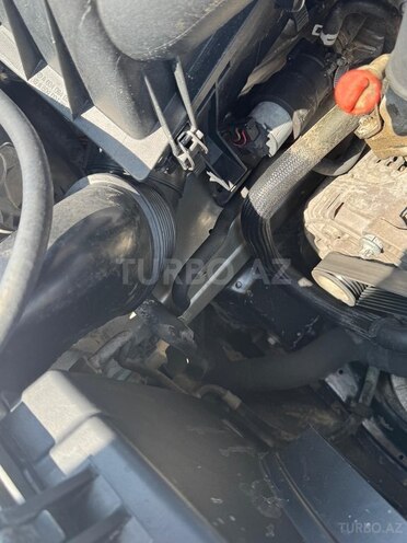 Mercedes E 240 1998, 327,805 km - 2.4 l - Mingəçevir