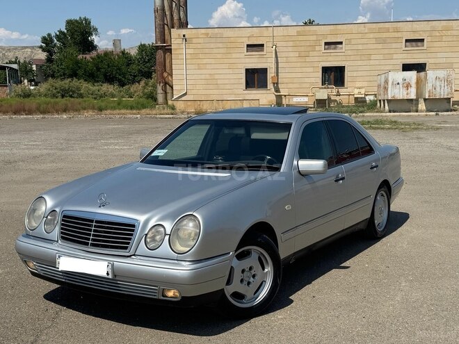 Mercedes E 240 1998, 327,805 km - 2.4 l - Mingəçevir