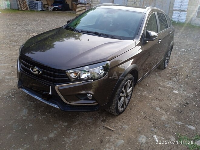 LADA (VAZ) Vesta SW Cross 2020, 23,000 km - 1.6 l - Qusar