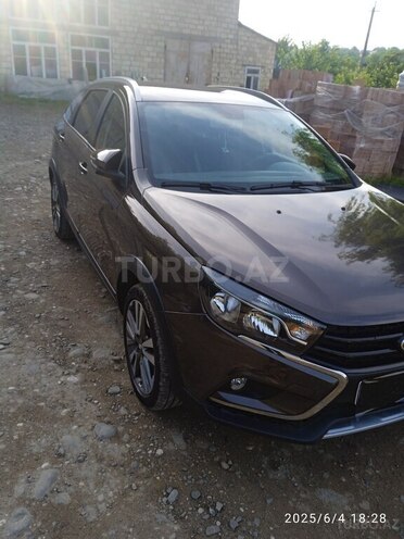 LADA (VAZ) Vesta SW Cross 2020, 23,000 km - 1.6 l - Qusar