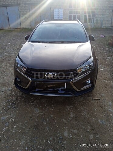 LADA (VAZ) Vesta SW Cross 2020, 23,000 km - 1.6 l - Qusar