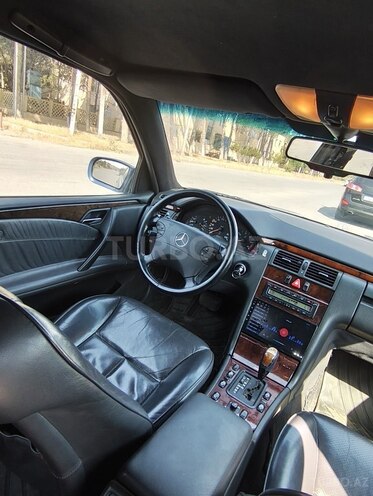 Mercedes E 250 1996, 454,000 km - 2.5 l - Bakı