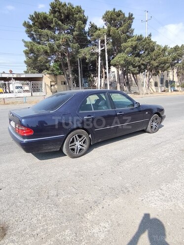 Mercedes E 250 1996, 454,000 km - 2.5 l - Bakı
