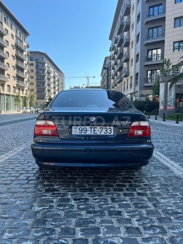 BMW 530 2002, 95,000 km - 3.0 l - Bakı
