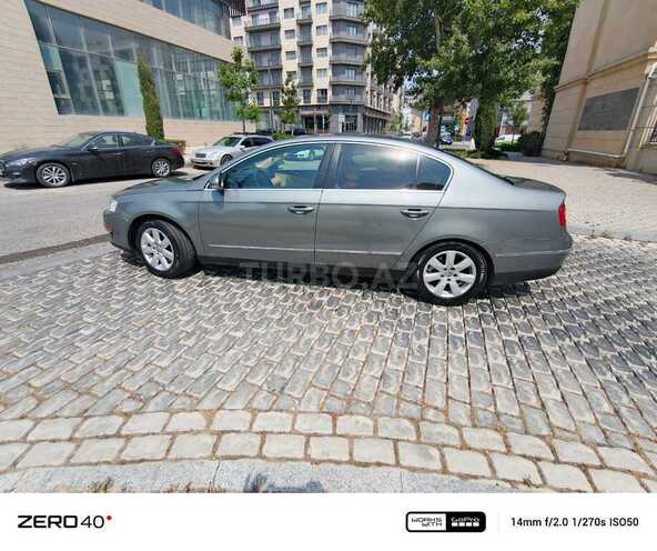 Volkswagen Passat 2006, 220,000 km - 2.0 l - Bakı