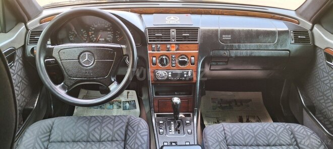 Mercedes C 220 1995, 348,674 km - 2.2 l - Bakı