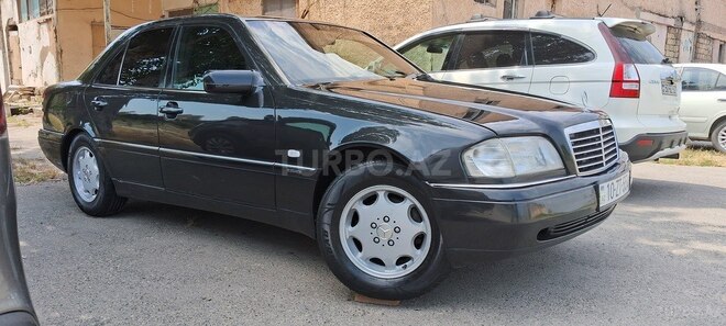 Mercedes C 220 1995, 348,674 km - 2.2 l - Bakı