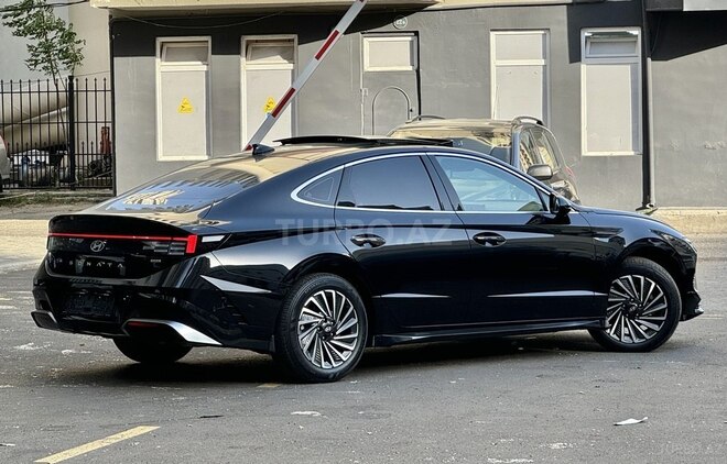 Hyundai Sonata-8