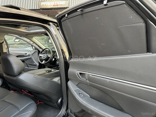 Hyundai Sonata-18