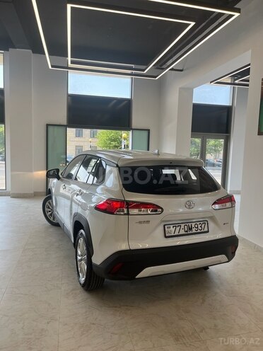 Toyota Corolla Cross 2024, 0 km - 2.0 л - Bakı