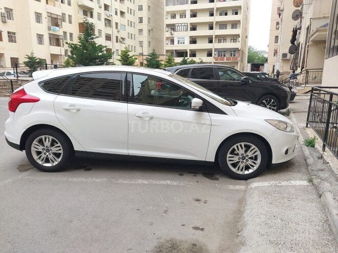 Ford Focus 2016, 180,000 km - 1.6 l - Bakı