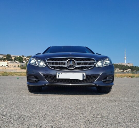 Mercedes E 250 4MATIC 2014, 232,000 km - 2.2 л - Bakı