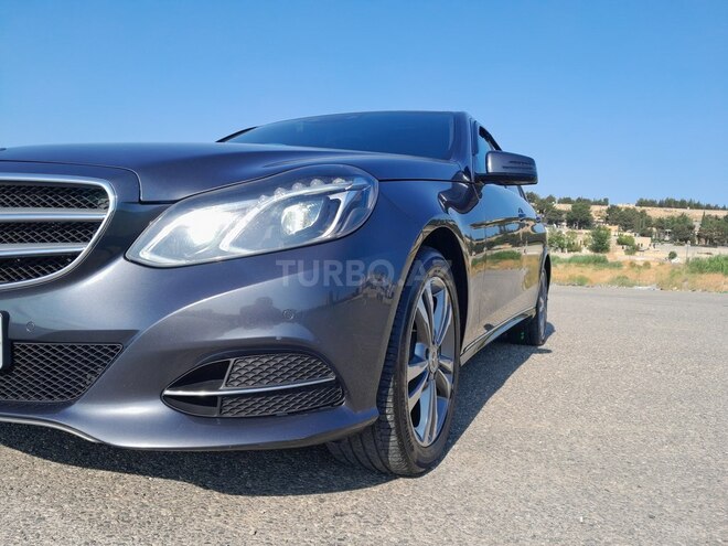 Mercedes E 250 4MATIC 2014, 232,000 km - 2.2 л - Bakı