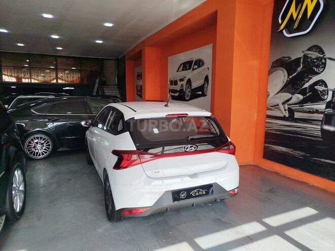 Hyundai i20 2023, 9,700 km - 1.0 l - Sumqayıt