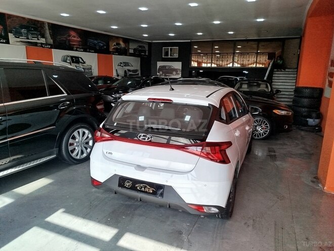 Hyundai i20 2023, 9,700 km - 1.0 l - Sumqayıt