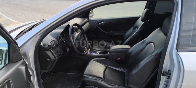 Mercedes C 200 2001, 351,000 km - 2.0 l - Sumqayıt