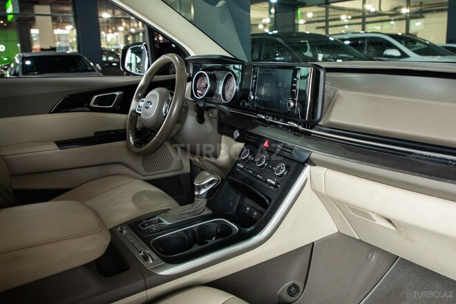 Kia Carnival-22