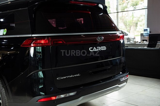 Kia Carnival-32