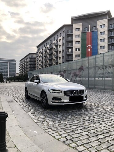 Volvo S90 2024, 10,670 km - 2.0 л - Bakı