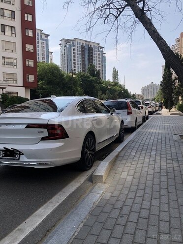 Volvo S90 2024, 10,670 km - 2.0 л - Bakı