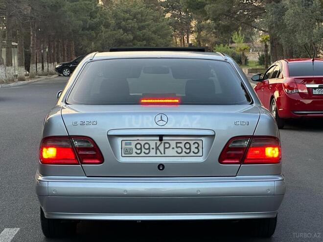 Mercedes E 220 d 2000, 325,468 km - 2.2 l - Sumqayıt