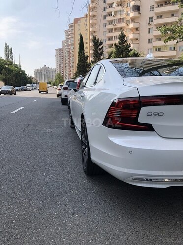 Volvo S90 2024, 10,670 km - 2.0 л - Bakı