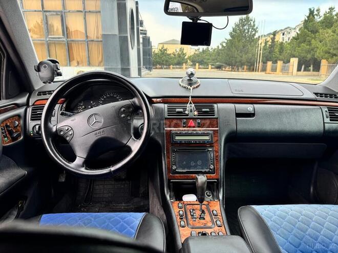Mercedes E 240 1999, 398,000 km - 2.6 l - Bakı