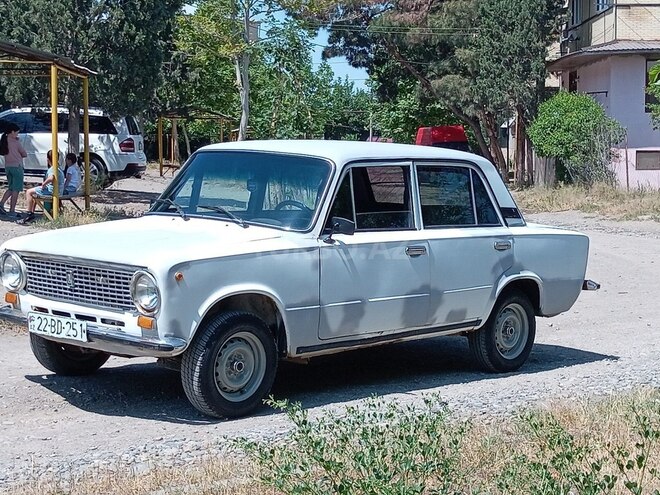 LADA (VAZ) 21011 1980, 41,400 km - 1.5 l - Gəncə