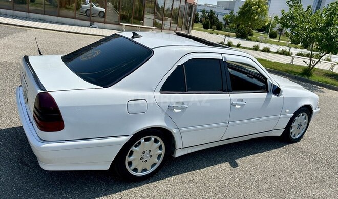 Mercedes C 240 1999, 316,000 km - 2.4 л - Kürdəmir