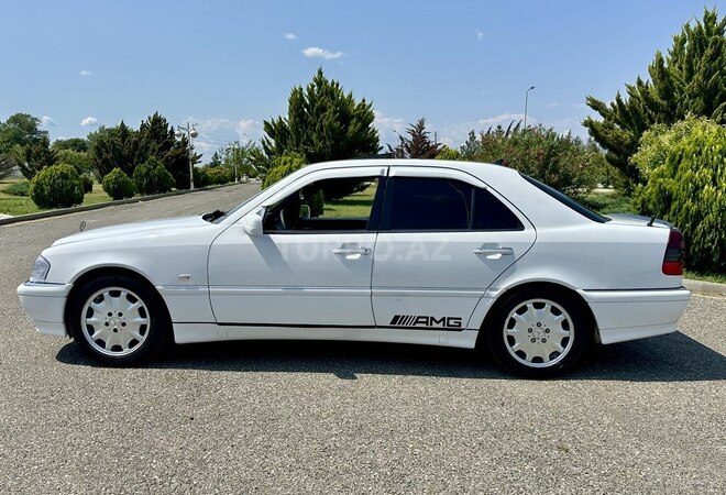 Mercedes C 240 1999, 316,000 km - 2.4 л - Kürdəmir