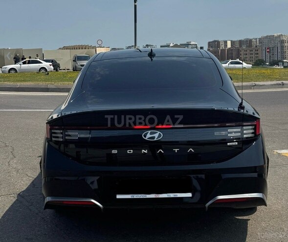 Hyundai Sonata-3