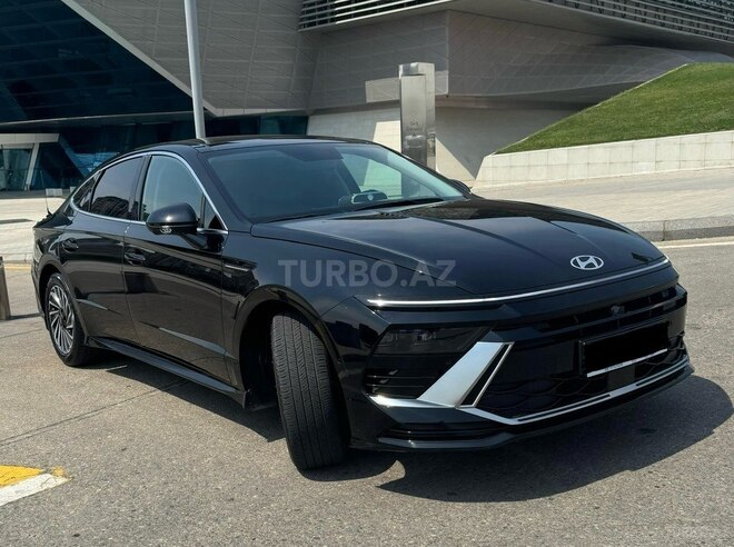 Hyundai Sonata-2