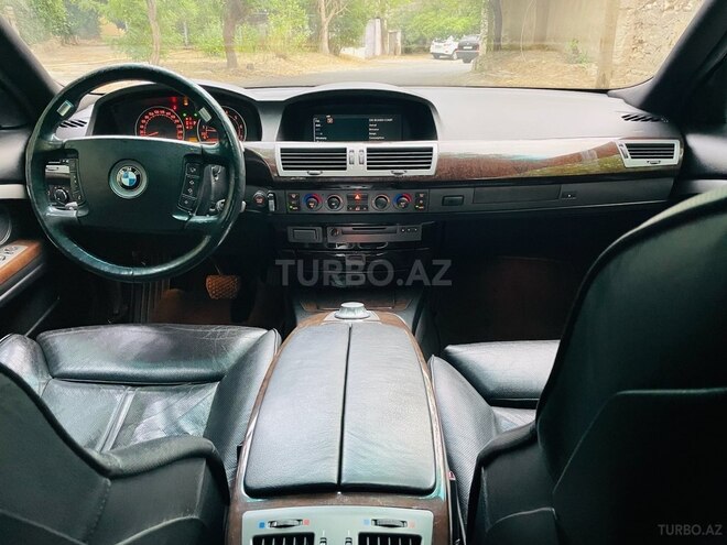 BMW 745-9