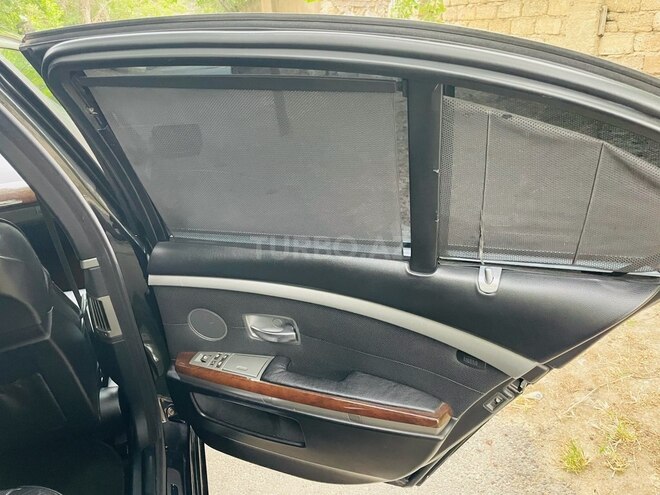 BMW 745-8