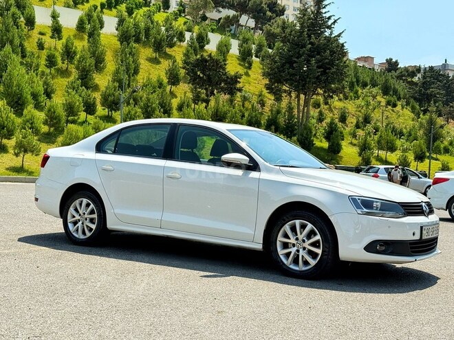 Volkswagen Jetta 2013, 197,000 km - 2.0 l - Bakı