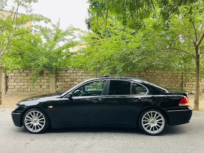 BMW 745-15