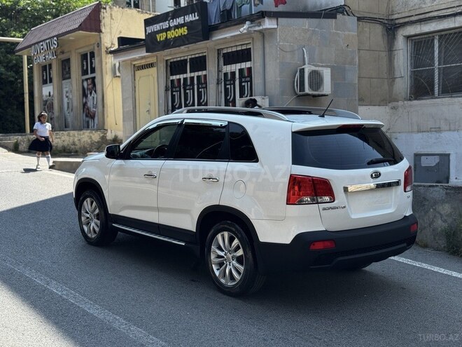 Kia Sorento 2011, 254,000 km - 2.0 l - Bakı