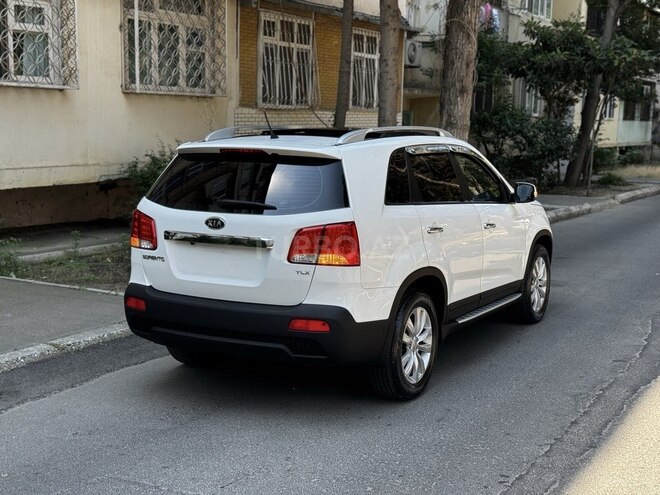 Kia Sorento 2011, 254,000 km - 2.0 l - Bakı