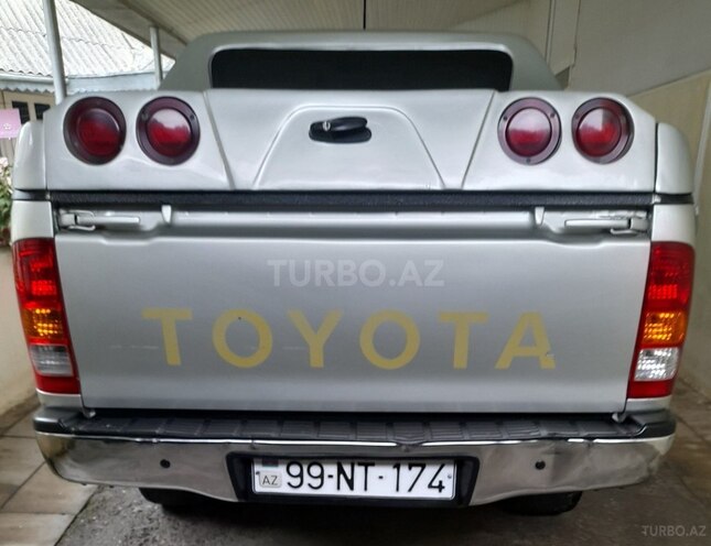 Toyota Hilux 2012, 191,000 km - 2.5 l - İsmayıllı