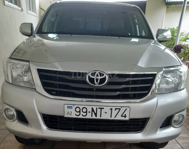 Toyota Hilux 2012, 191,000 km - 2.5 l - İsmayıllı