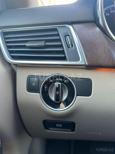 Mercedes GL 350 4MATIC 2014, 335,000 km - 3.0 l - Bakı