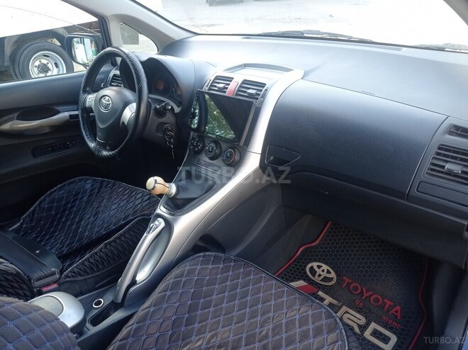 Toyota Auris 2008, 307,000 km - 1.4 l - Bakı