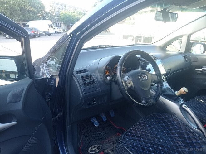 Toyota Auris 2008, 307,000 km - 1.4 l - Bakı