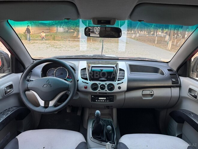 Mitsubishi L200 2010, 192,000 km - 2.5 l - Bakı