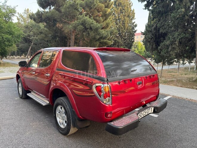 Mitsubishi L200 2010, 192,000 km - 2.5 l - Bakı