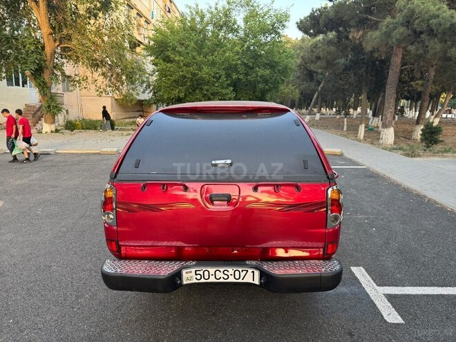 Mitsubishi L200 2010, 192,000 km - 2.5 l - Bakı