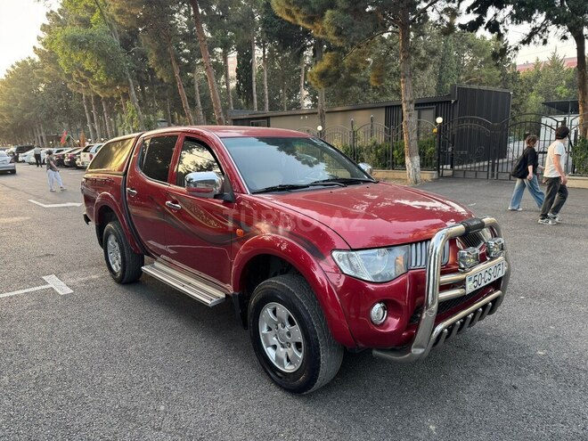 Mitsubishi L200 2010, 192,000 km - 2.5 l - Bakı
