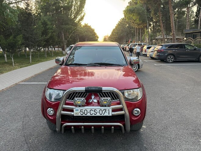 Mitsubishi L200 2010, 192,000 km - 2.5 l - Bakı