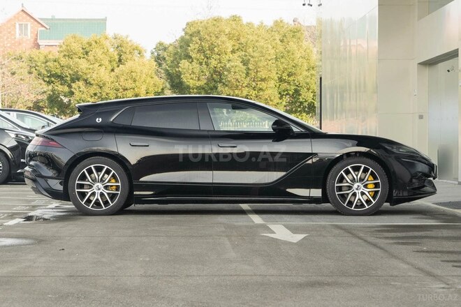 Denza Z9 GT-5