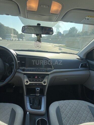 Hyundai Elantra 2016, 80,000 km - 2.0 l - Bakı
